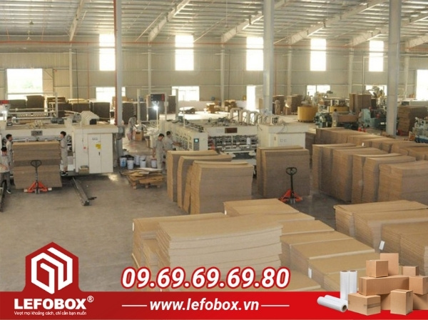 LefoBox là đơn vị sản xuất thùng carton Tân Phú uy tín, chuyên nghiệp