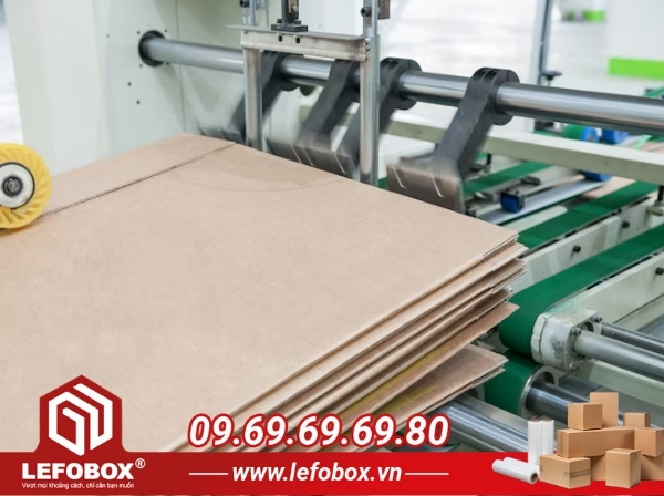 Lefobox là đơn vị cung cấp thùng carton đáng tin cậy với máy móc công nghệ hiện đại