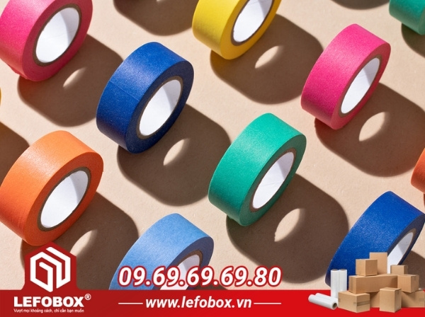 Băng keo được sử dụng để trang trí 