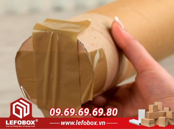 Đóng gói tranh trong ống trụ tròn