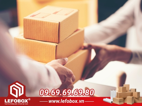 Ship hàng qua đơn vị vận chuyển