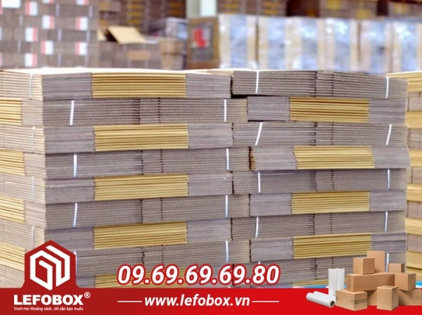 Quy trình mua bìa carton cứng khổ lớn giá rẻ uy tín TPHCM tại LEFOBOX