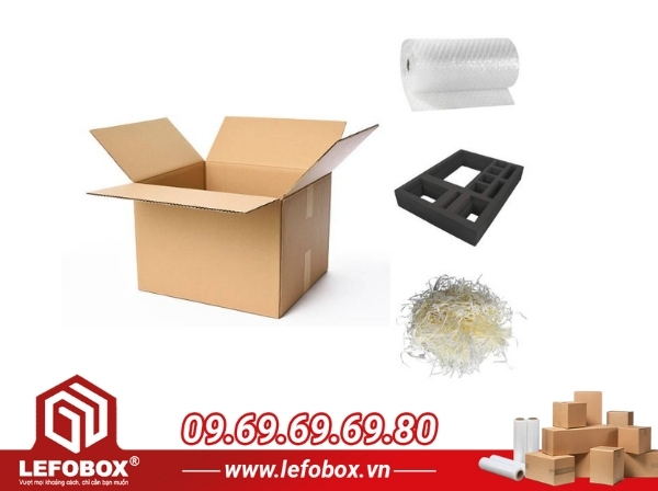 Chuẩn bị vật liệu đóng gói hàng dễ vỡ