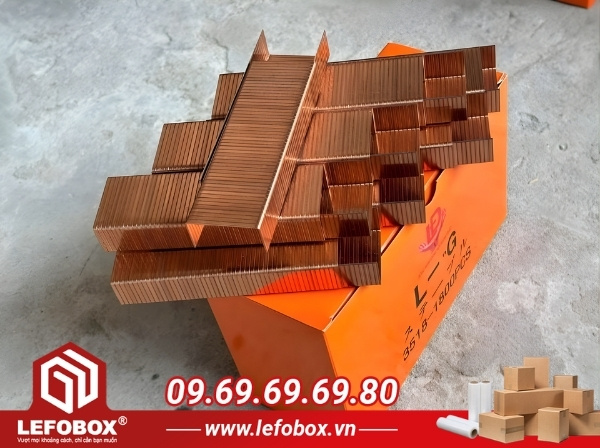 Ghim kim loại thùng carton