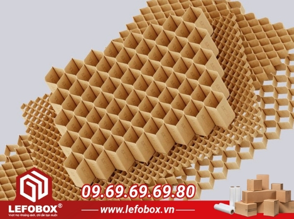 Giấy tổ ong có kết cấu mô phỏng hình học tự nhiên của tổ ong