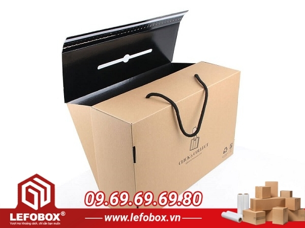 Hộp carton có quai xách đựng quần áo, phụ kiện thời trang