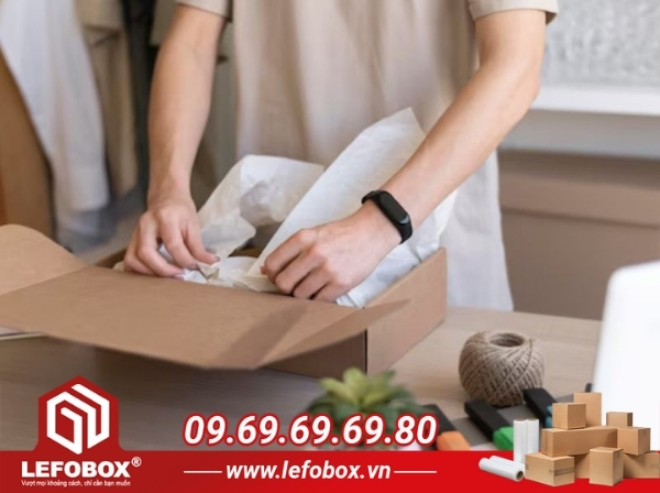 Hướng dẫn đóng gói sản phẩm trong hộp carton đựng hàng shopee
