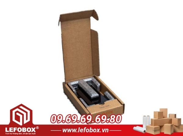 Hộp carton đựng điện thoại nắp gài