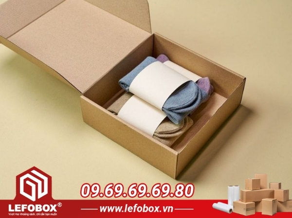 Hộp đóng hàng shopee đựng quần áo