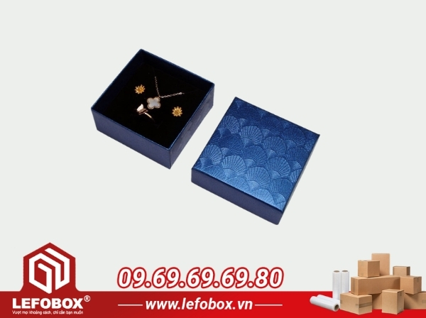 Hộp đựng bông tai và lắc tai