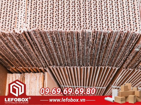 Kiểm tra tổng thế chất lượng sản phẩm trước khi xuất kho giao cho khách hàng