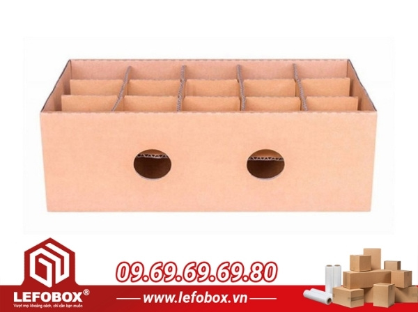 Lỗ thùng carton cần được đục gọn
