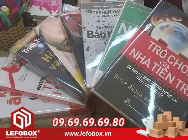 Màng co bọc sách vở