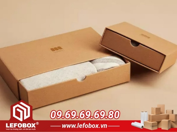 Mẫu thùng carton đựng quần áo dạng nắp trượt