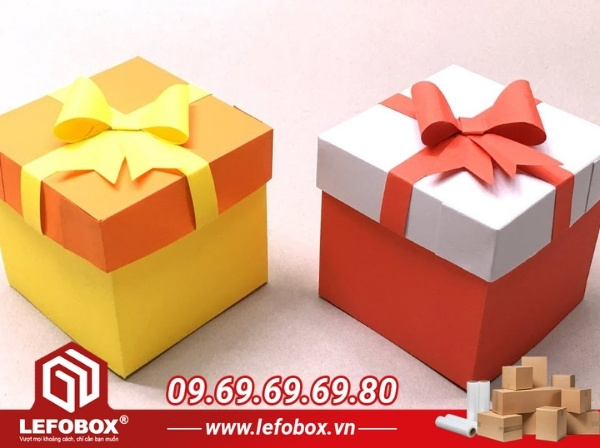 Mẫu hộp giấy đựng quà bằng giấy màu