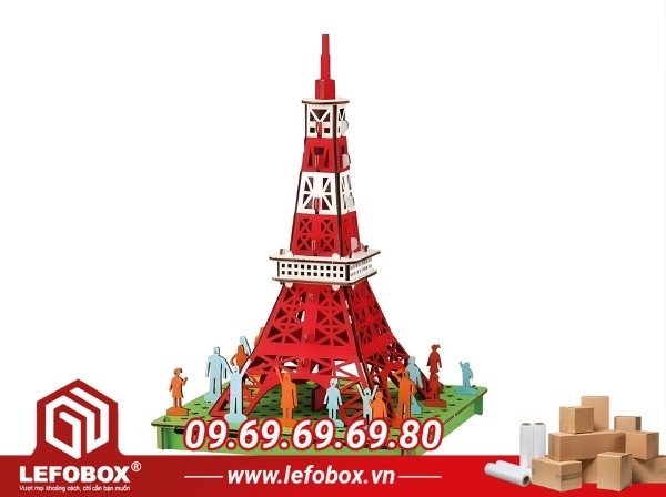 Mô hình tháp Tokyo làm bằng giấy carton