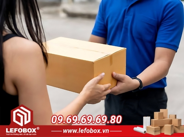 Mua bao nhiêu thùng thì được miễn phí giao hàng?