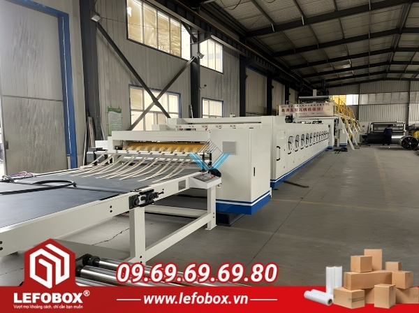 Những lưu ý quan trọng khi làm việc với nhà sản xuất thùng carton