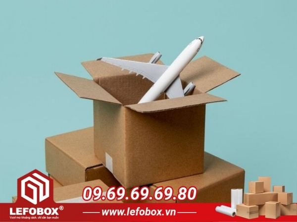 Kích thước thùng carton đóng hàng đi Mỹ bằng máy bay