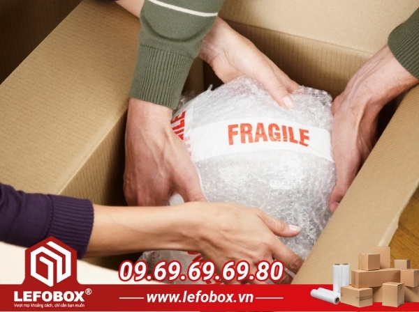 Quy trình đóng gói sản phẩm với hàng dễ vỡ (thủy tinh, gốm sứ)