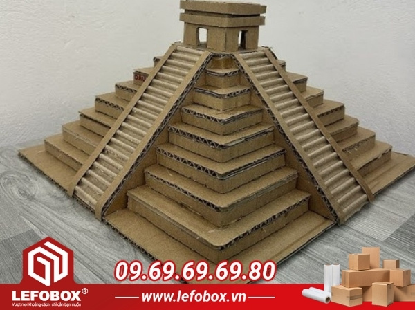 Tái chế thùng carton thành mô hình kiến trúc kim tự tháp