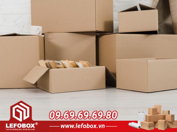 Thùng carton đóng hàng sẽ có chất giấy dày dặn, đảm bảo an toàn khi vận chuyển