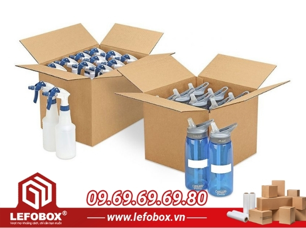 Thùng carton đựng đồ gia dụng cực kỳ quen thuộc ở quận 11