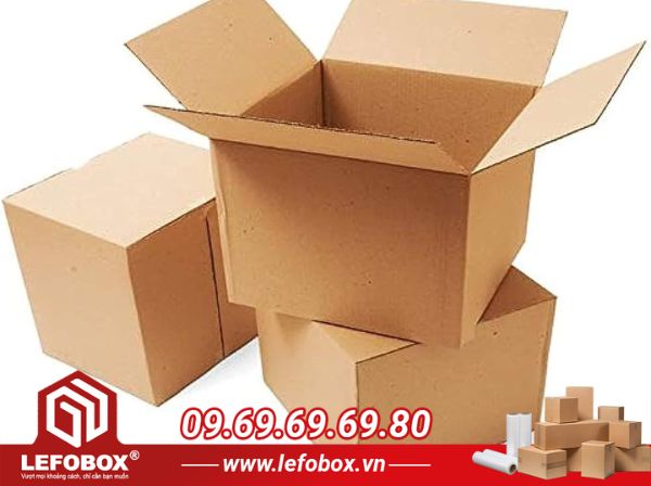 Thùng carton hình chữ nhật phù hợp để đóng gói hàng hóa thương mại điện tử