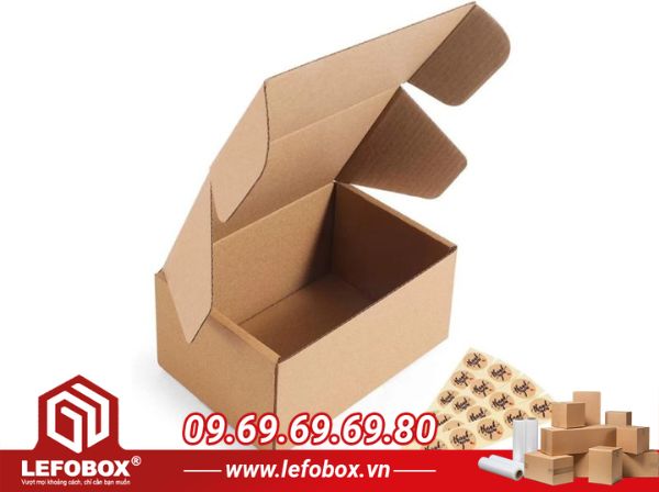 Thùng carton Nhà Bè đựng hàng ship COD