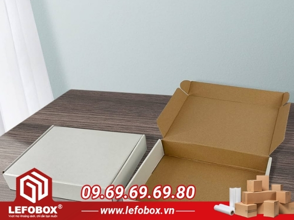 thùng carton đựng màn hình máy tính nắp gài
