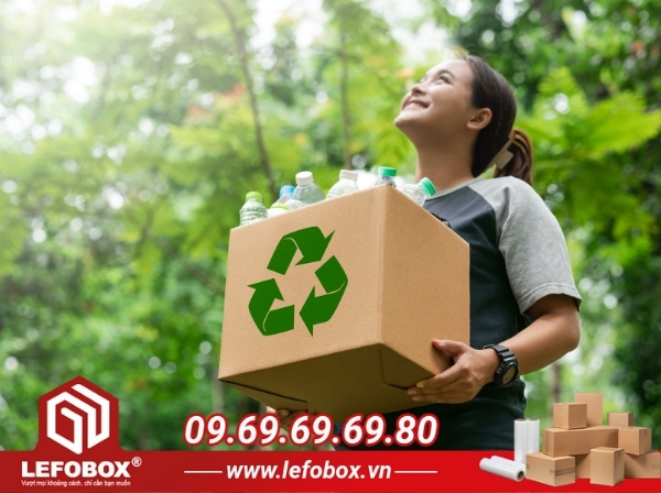Thùng carton đựng nước đóng chai an toàn với môi trường