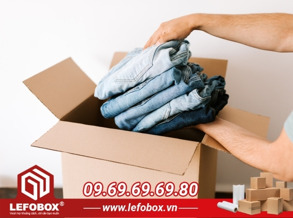 Thùng carton sóng E đựng đồ thời trang