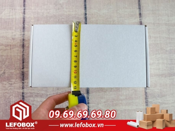 Tính toán chính xác kích thước và trọng lượng hàng hóa trước khi mua thùng carton